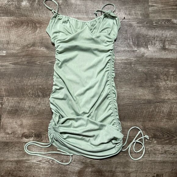 Princess Polly LAYTON MINI DRESS GREEN Size 8 - Picture 3 of 10